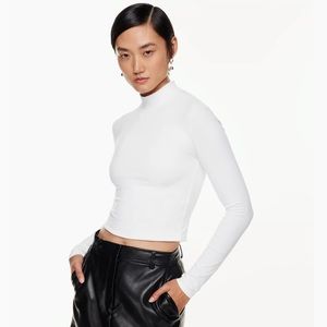 BNWT Aritzia Contour Mockneck Longsleeve Top☁️💐